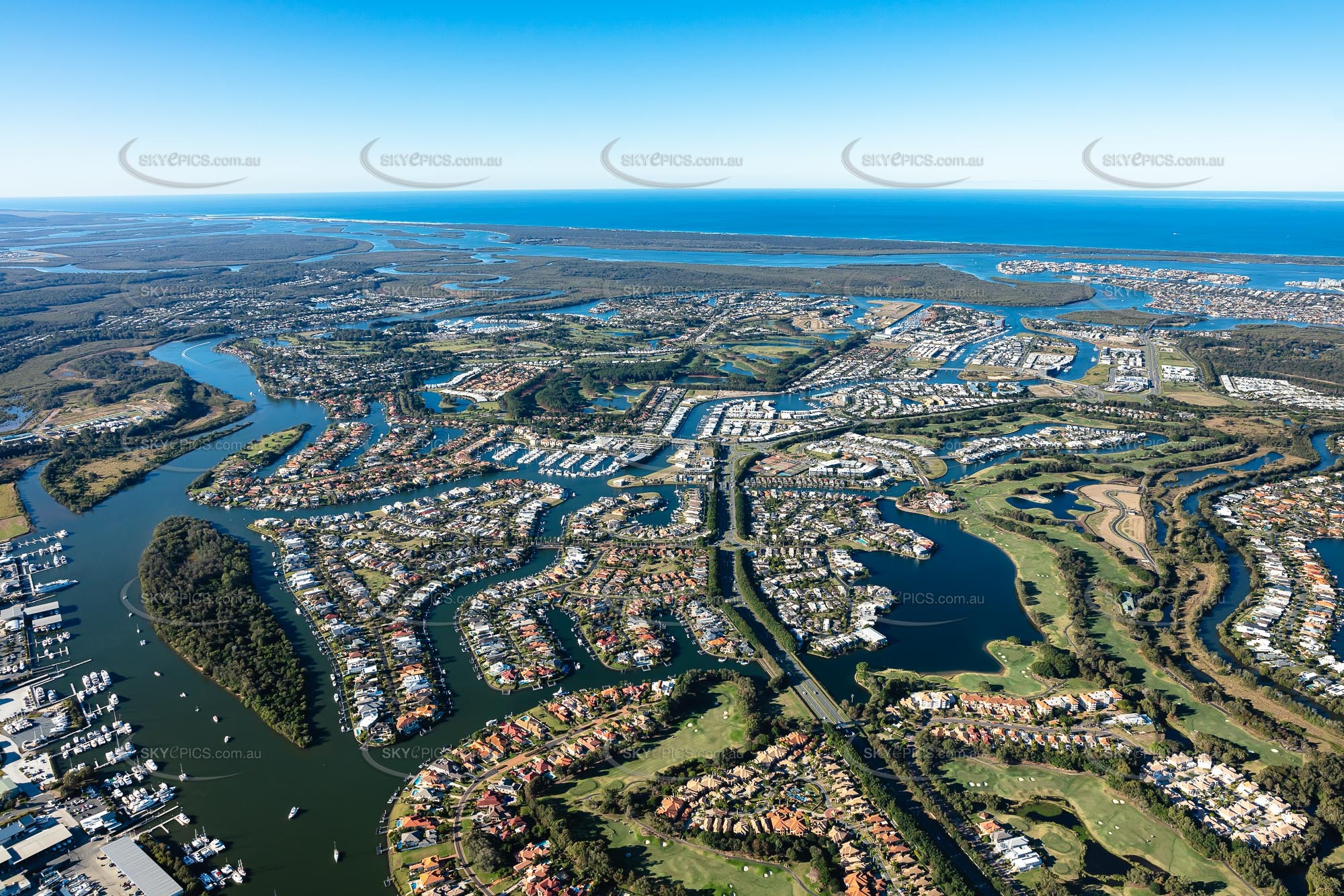 Morning View Hope Island, Gold Coast Looking at Coomera River Stock Photo -  Image of bark, hope: 104297636