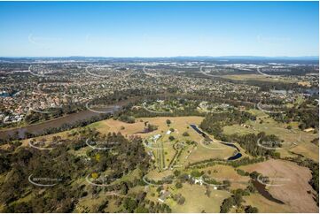 Aerial Photo Pinjarra Hills QLD Aerial Photography