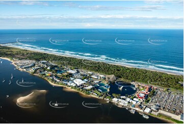 Aerial Photo Main Beach QLD Aerial Photography