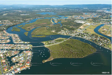 Aerial Photo Paradise Point QLD Aerial Photography