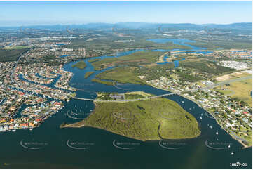 Aerial Photo Paradise Point QLD Aerial Photography