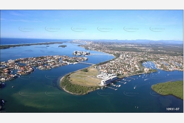 Aerial Video of Ephraim Island - Paradise Point QLD Aerial Photography
