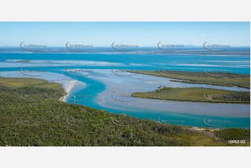 Stewart Island & Garry's Anchorage - Great Sandy Strait Aerial Photography
