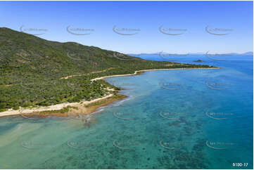 Aerial Photo Hydeaway Bay Aerial Photography