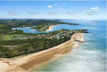 Aerial Photo Campwin Beach QLD Aerial Photography