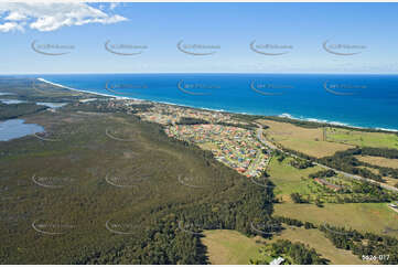 Aerial Photo Lake Cathie NSW Aerial Photography