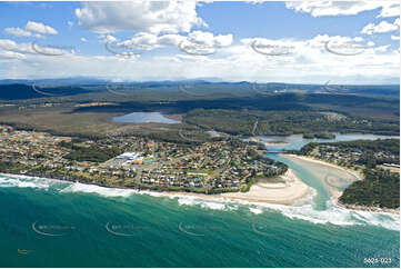 Aerial Photo Lake Cathie NSW Aerial Photography