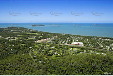 Aerial Photo Clifton Beach QLD Aerial Photography