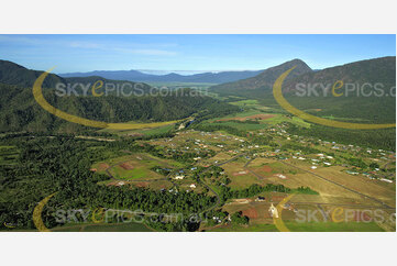 Aerial Photo Goldsborough Valley Aerial Photography