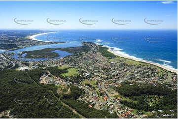 Aerial Photo Caves Beach NSW Aerial Photography