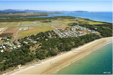 Aerial Photo Shoal Point QLD Aerial Photography