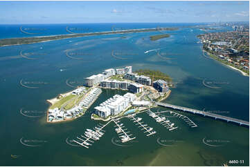 Aerial Photo Ephraim Island Paradise Point QLD Aerial Photography