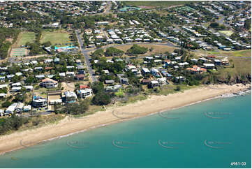 Aerial Photo Cooee Bay QLD Aerial Photography