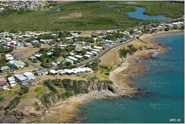 Aerial Photo Cooee Bay QLD Aerial Photography