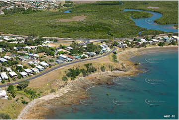 Aerial Photo Cooee Bay QLD Aerial Photography