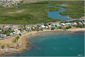 Aerial Photo Cooee Bay QLD Aerial Photography