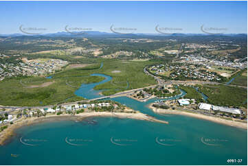 Aerial Photo Cooee Bay QLD Aerial Photography