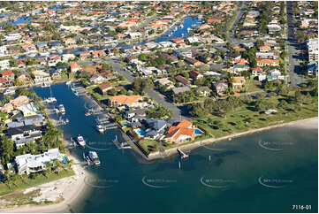 Aerial Photo Paradise Point QLD Aerial Photography