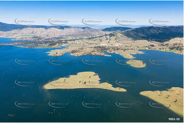 Islands - Lake Somerset Aerial Photography