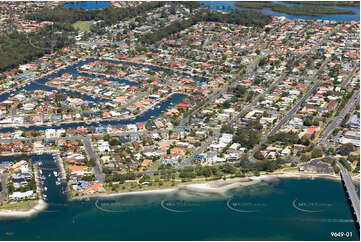 Aerial Photo Paradise Point QLD Aerial Photography