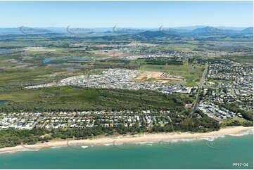 Aerial Photo Blacks Beach Aerial Photography