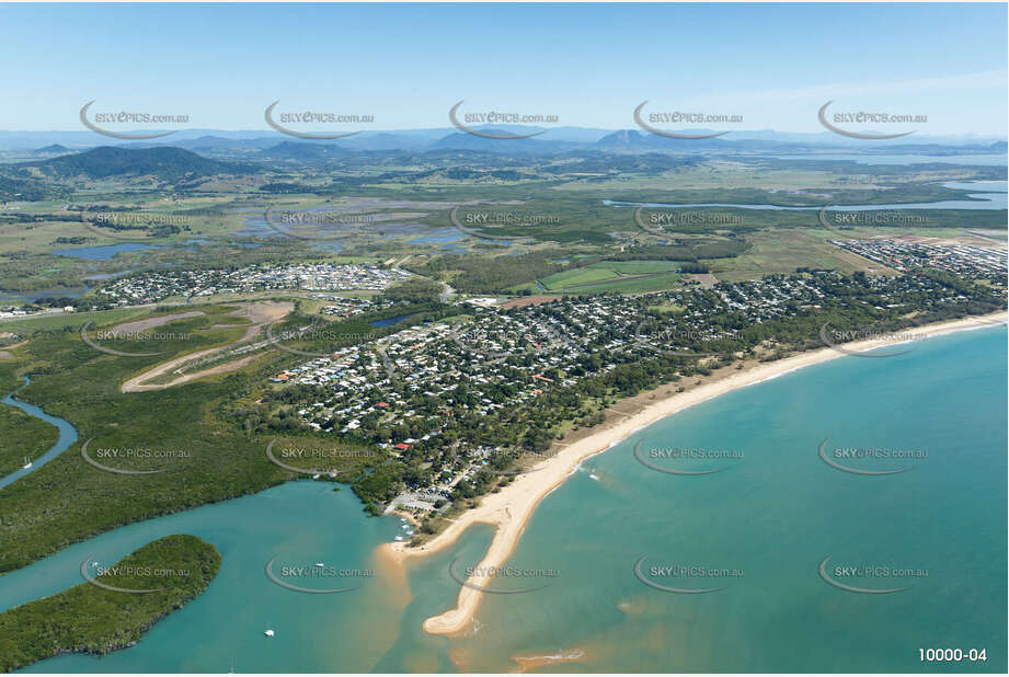 Aerial Photo Bucasia QLD Aerial Photography
