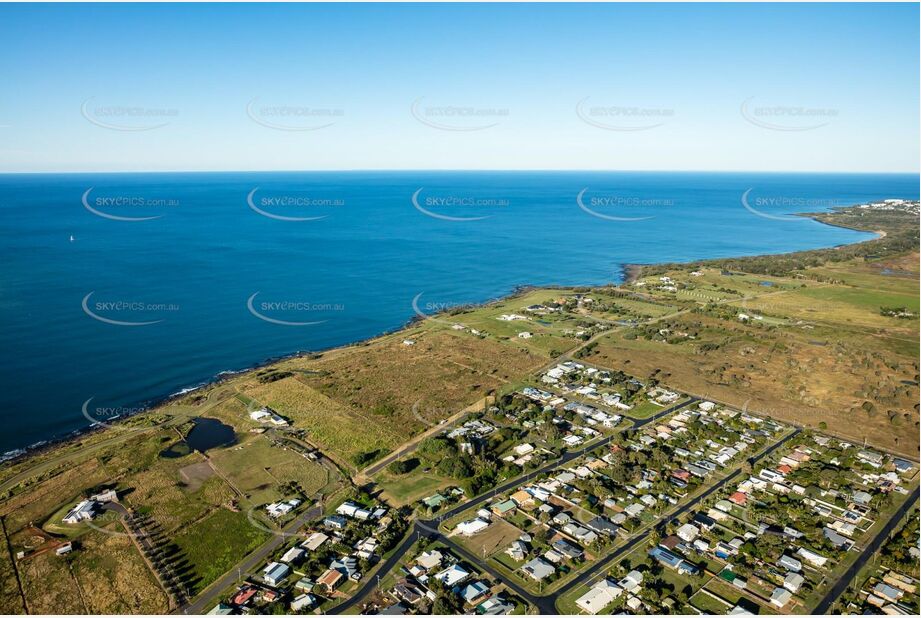 Aerial Photo Burnett Heads QLD Aerial Photography