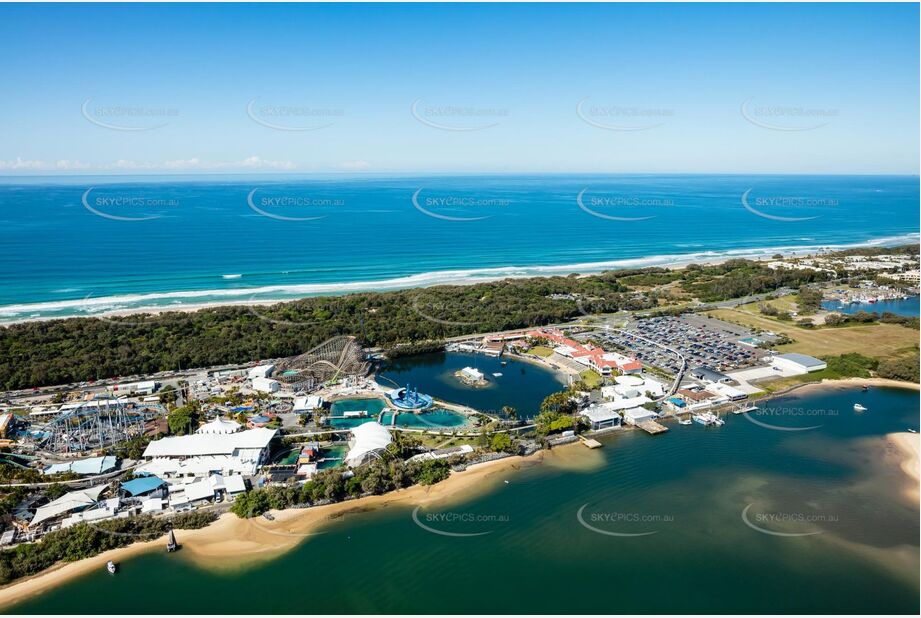 Aerial Photo Main Beach QLD Aerial Photography