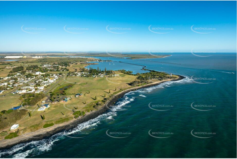 Aerial Photo Burnett Heads QLD Aerial Photography