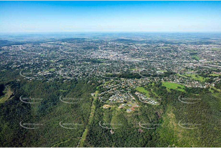 Aerial Photo Mount Lofty QLD Aerial Photography