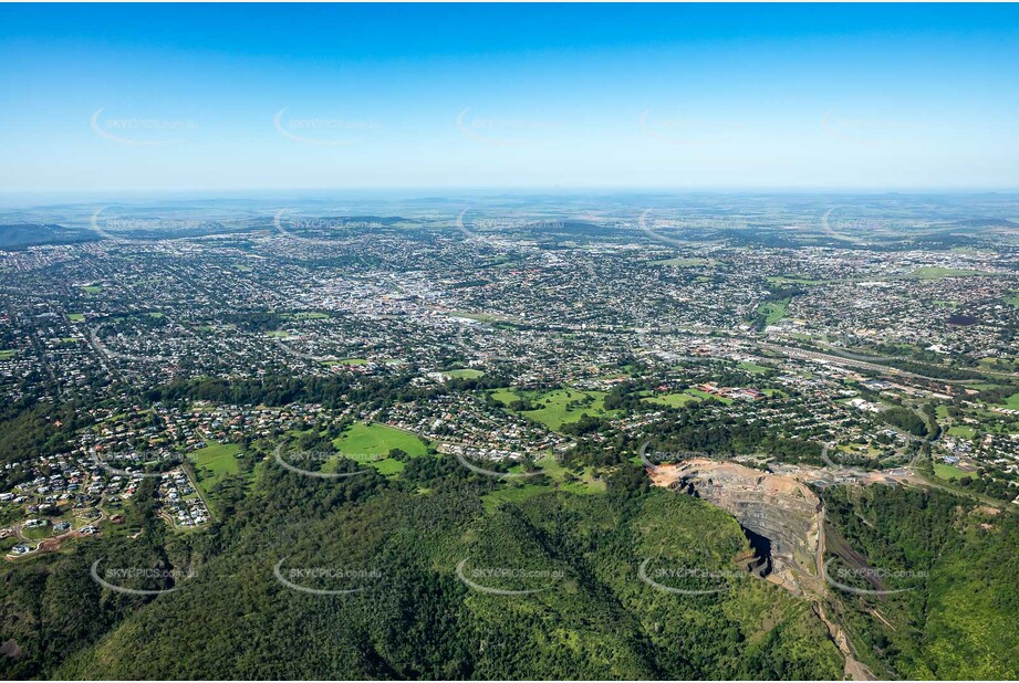 Aerial Photo Mount Lofty QLD Aerial Photography