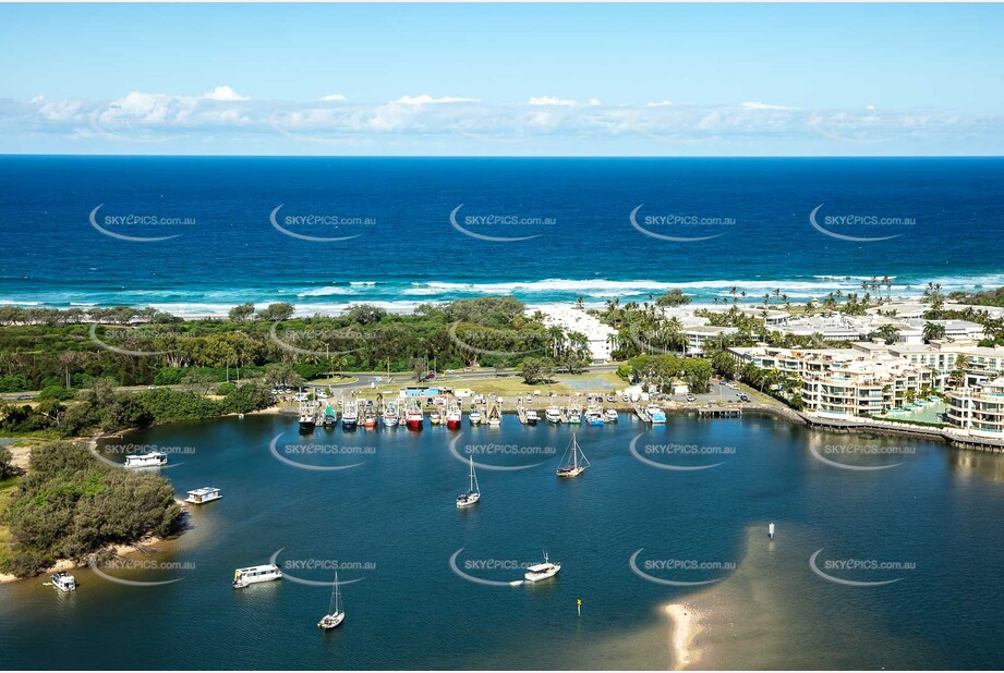 Aerial Photo Main Beach QLD Aerial Photography