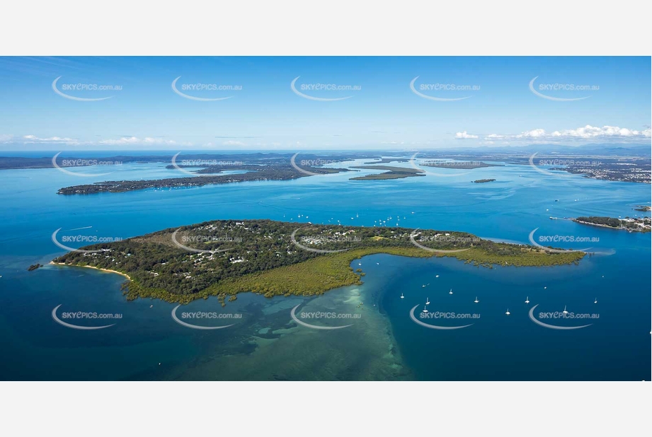 Aerial Photo Coochiemudlo Island QLD Aerial Photography