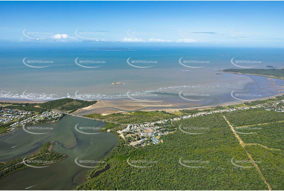 Aerial Photo Kinka Beach QLD Aerial Photography