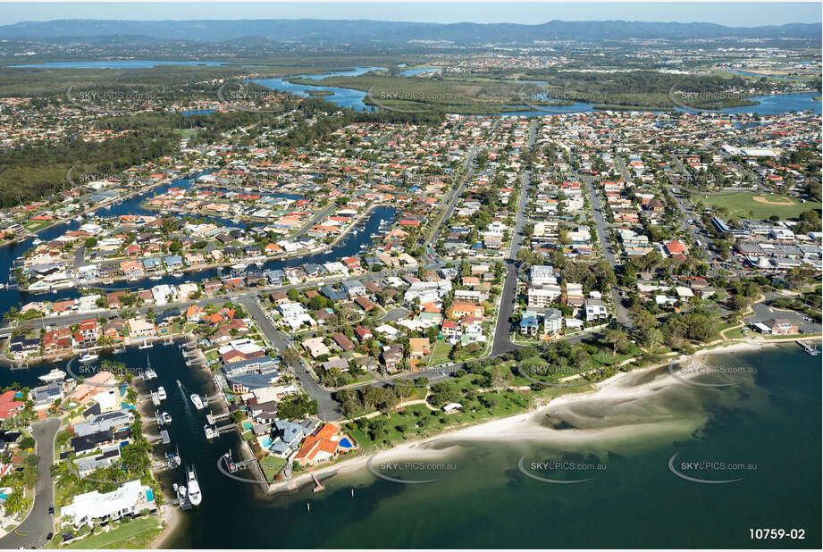 Aerial Photo Paradise Point QLD Aerial Photography