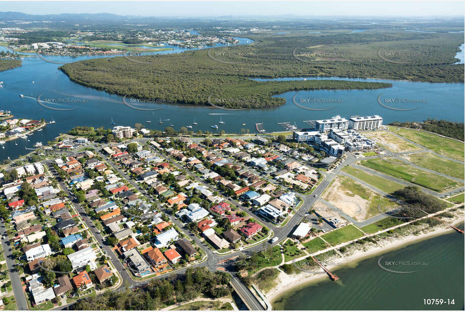 Aerial Photo Paradise Point QLD Aerial Photography