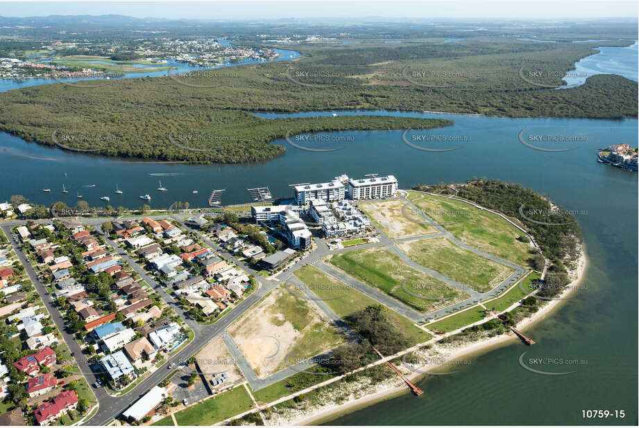 Aerial Photo Paradise Point QLD Aerial Photography