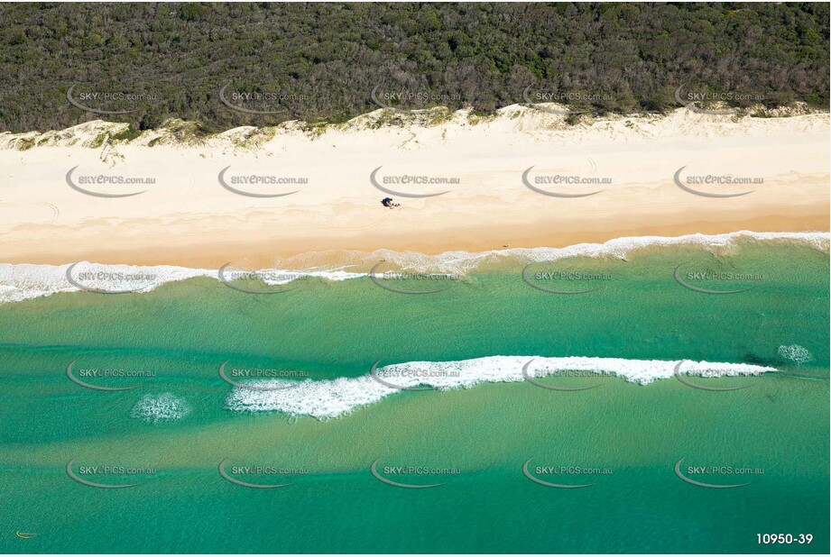 Carlo Sandblow - Great Sandy National Park Aerial Photography