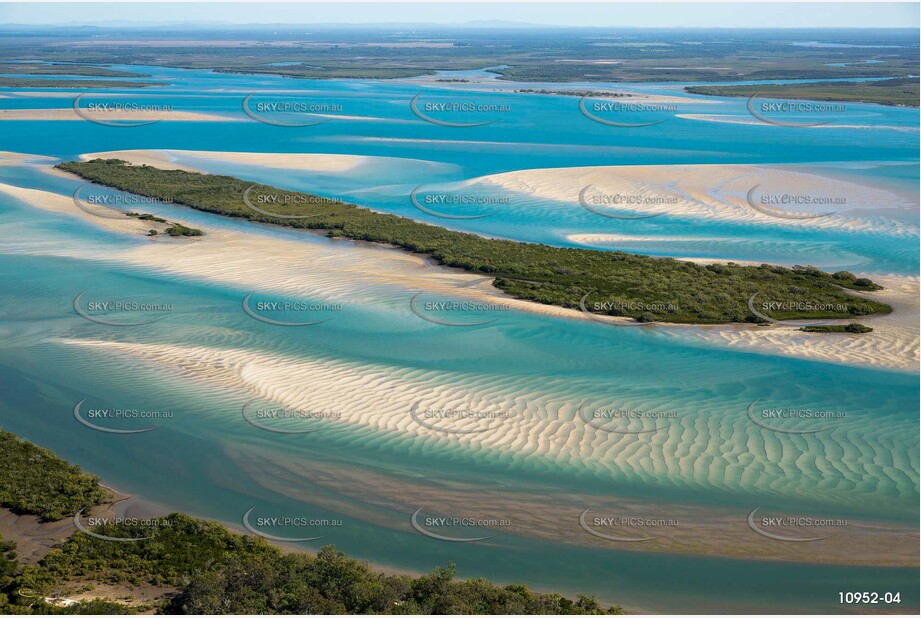 Stewart Island & Garry's Anchorage - Great Sandy Strait Aerial Photography