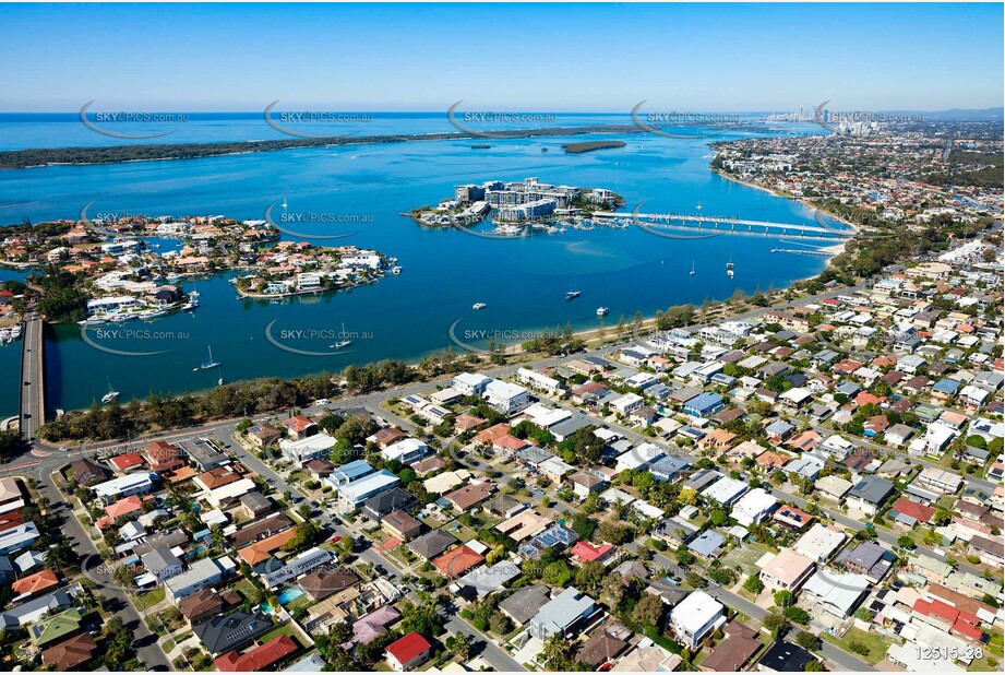 Aerial Photo Paradise Point QLD 4216 QLD Aerial Photography