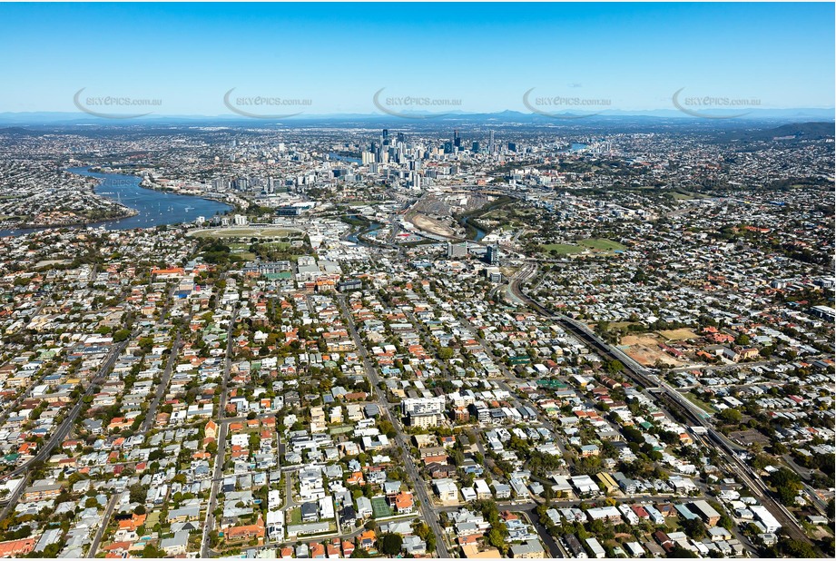 Aerial Photo Wooloowin QLD Aerial Photography