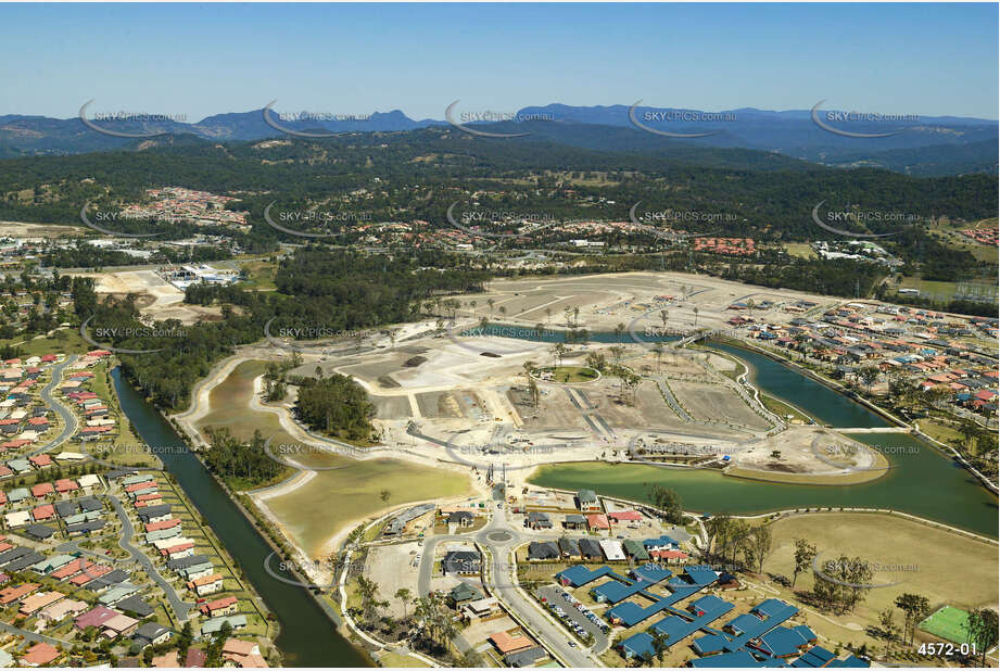 Varsity Lakes - Circa 2003 QLD Aerial Photography