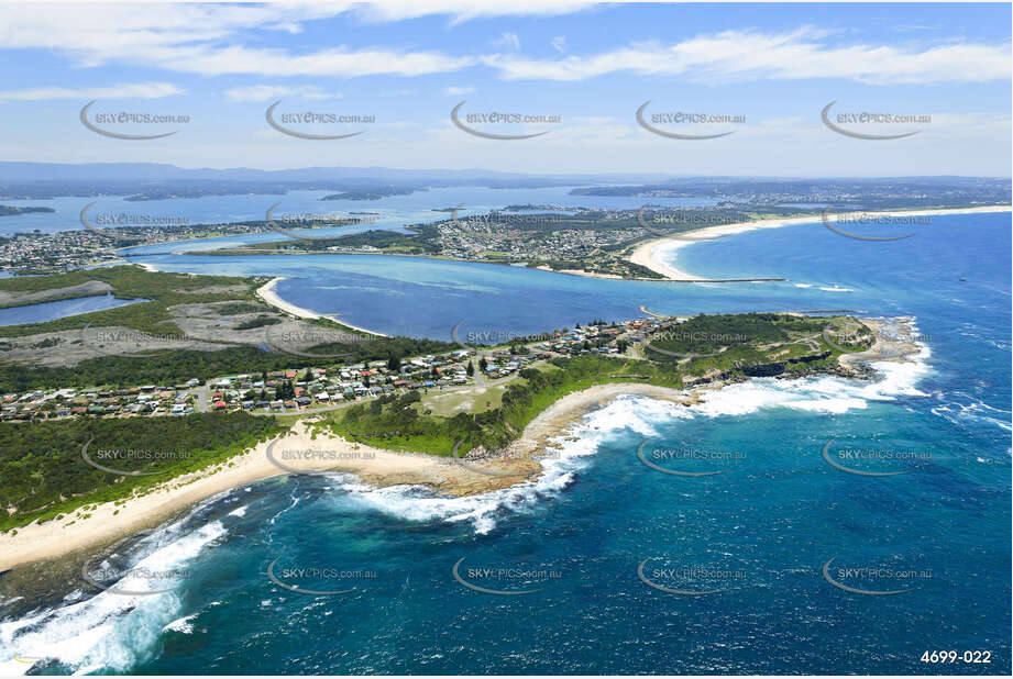 Aerial Photo Caves Beach NSW Aerial Photography