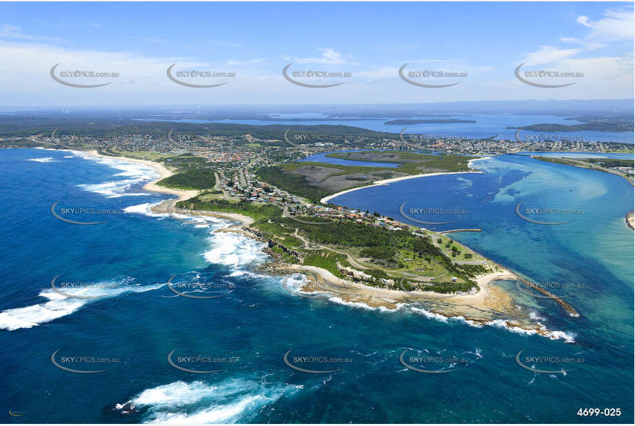 Aerial Photo Caves Beach NSW Aerial Photography