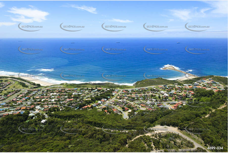 Aerial Photo Caves Beach NSW Aerial Photography