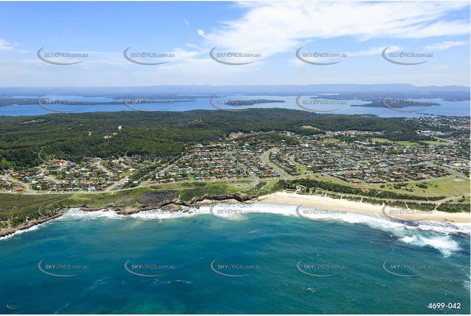 Aerial Photo Caves Beach NSW Aerial Photography