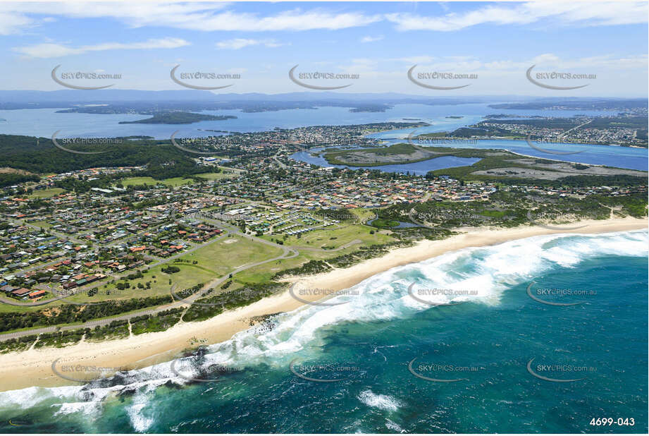 Aerial Photo Caves Beach NSW Aerial Photography