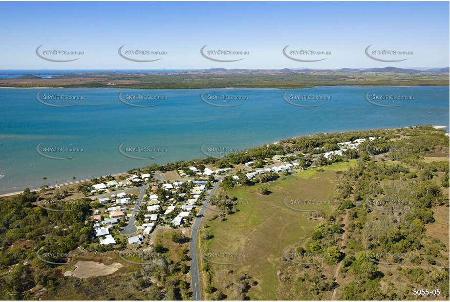 McEwens Beach QLD - Circa 2004 QLD Aerial Photography