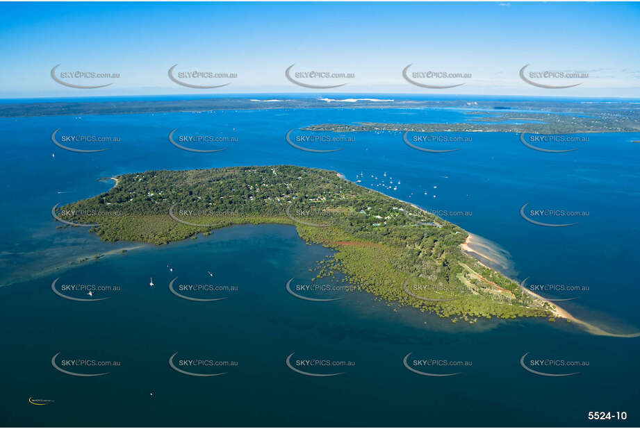 Aerial Photo Coochiemudlo Island QLD Aerial Photography
