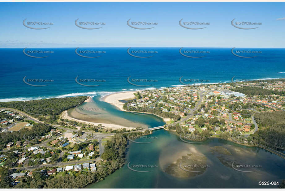 Aerial Photo Lake Cathie NSW Aerial Photography
